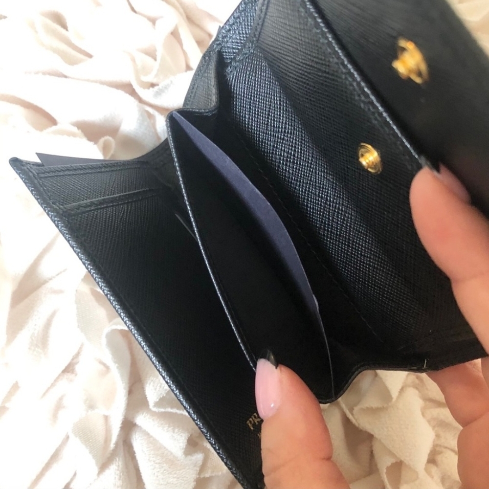 Prada Black Wallet - Picture 10 of 11